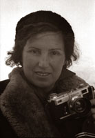 Увеличить фотографию 413 x 600 px.